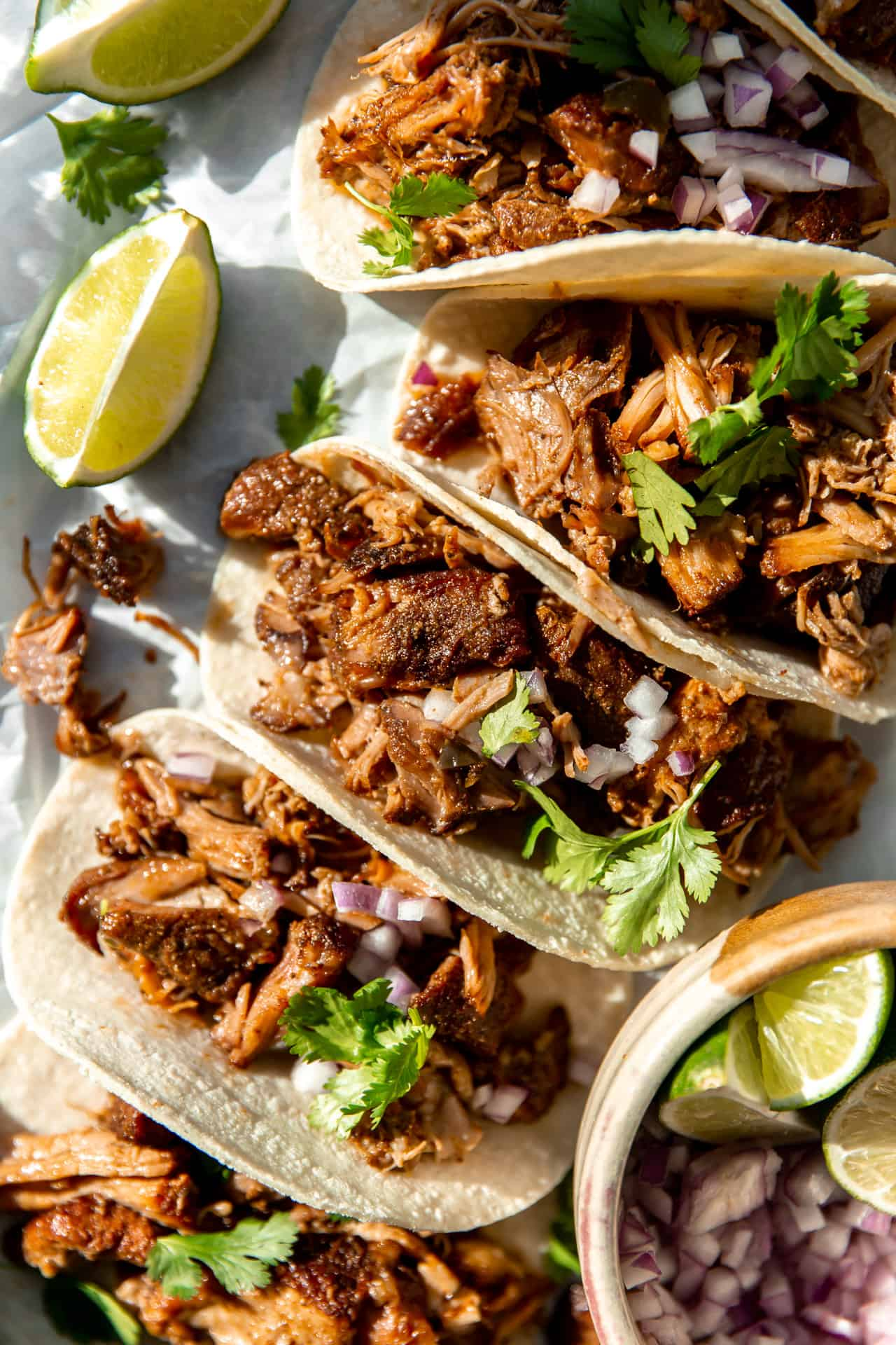 Tacos de Porco Carnitas Mexicanos Slow Cooker