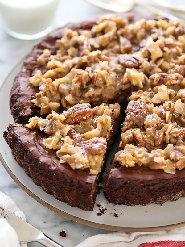 Torta de Chocolate Alemã Brownie Pie | foodiecrush.com