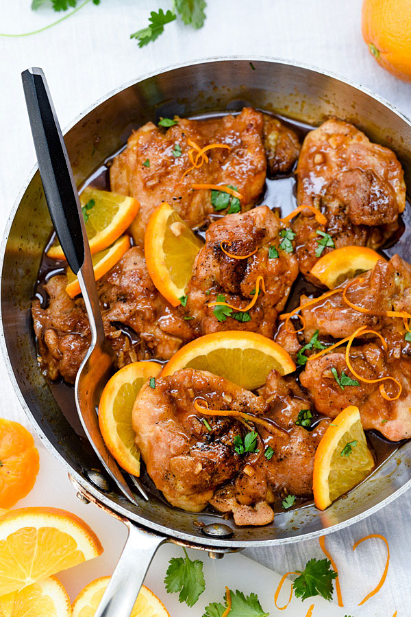Asian Glazed Orange Chicken é um clássico fácil de jantar que é um pouco doce e picante | foodiecrush.com