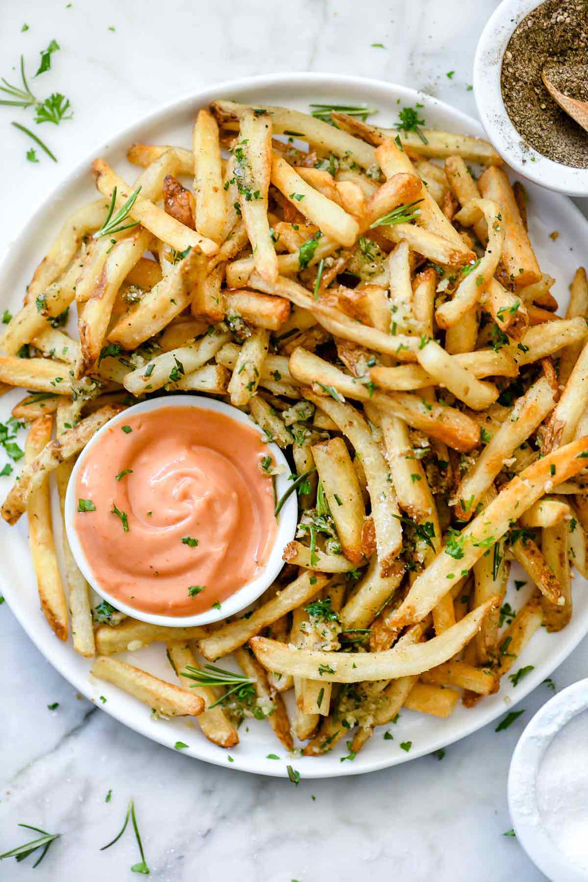 Killer Garlic Fries with Rosemary | foodiecrush.com #fries #frenchfries #frenchfries #garlic #recipes