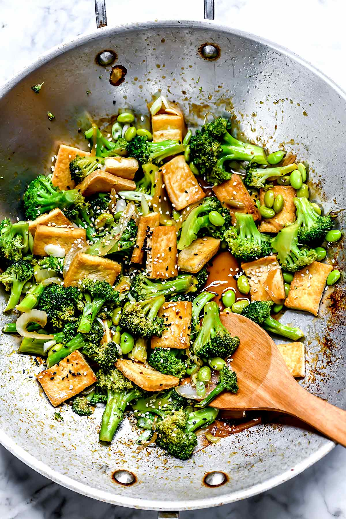 Teriyaki Tofu e Brócolos Stir Fry | foodiecrush.com #broccoli #tofu #stirfry #dinner #recipes #recipes #saudáveis