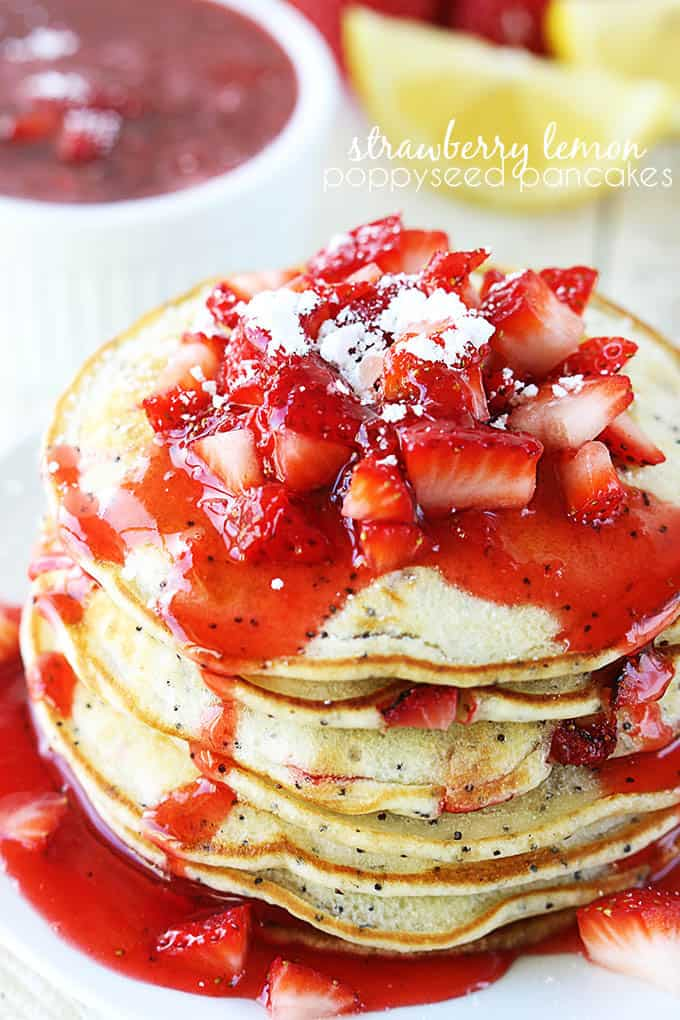 Panquecas de semente de papoila de morango com limão - Creme de la Crumb